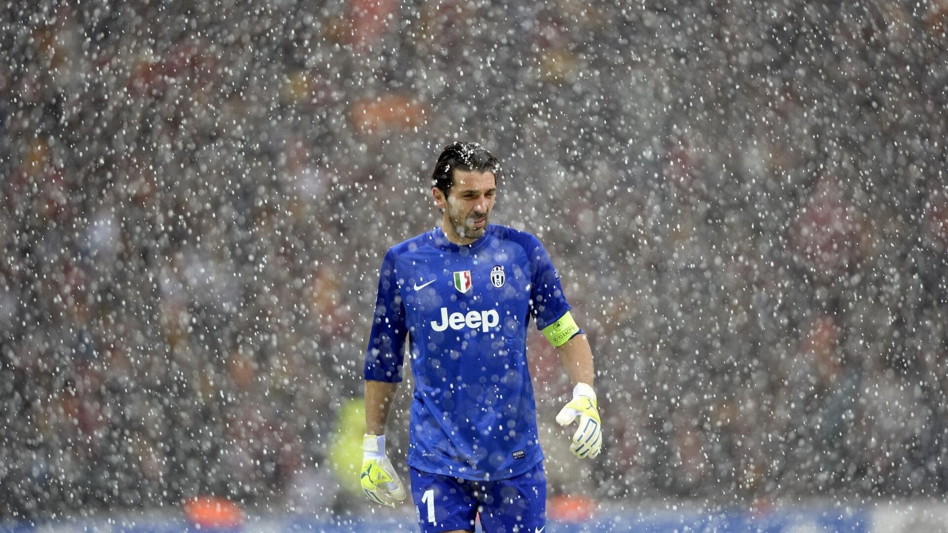 亚历山大32分掌控全局 雷霆主场轻取快船锁定季后赛席位