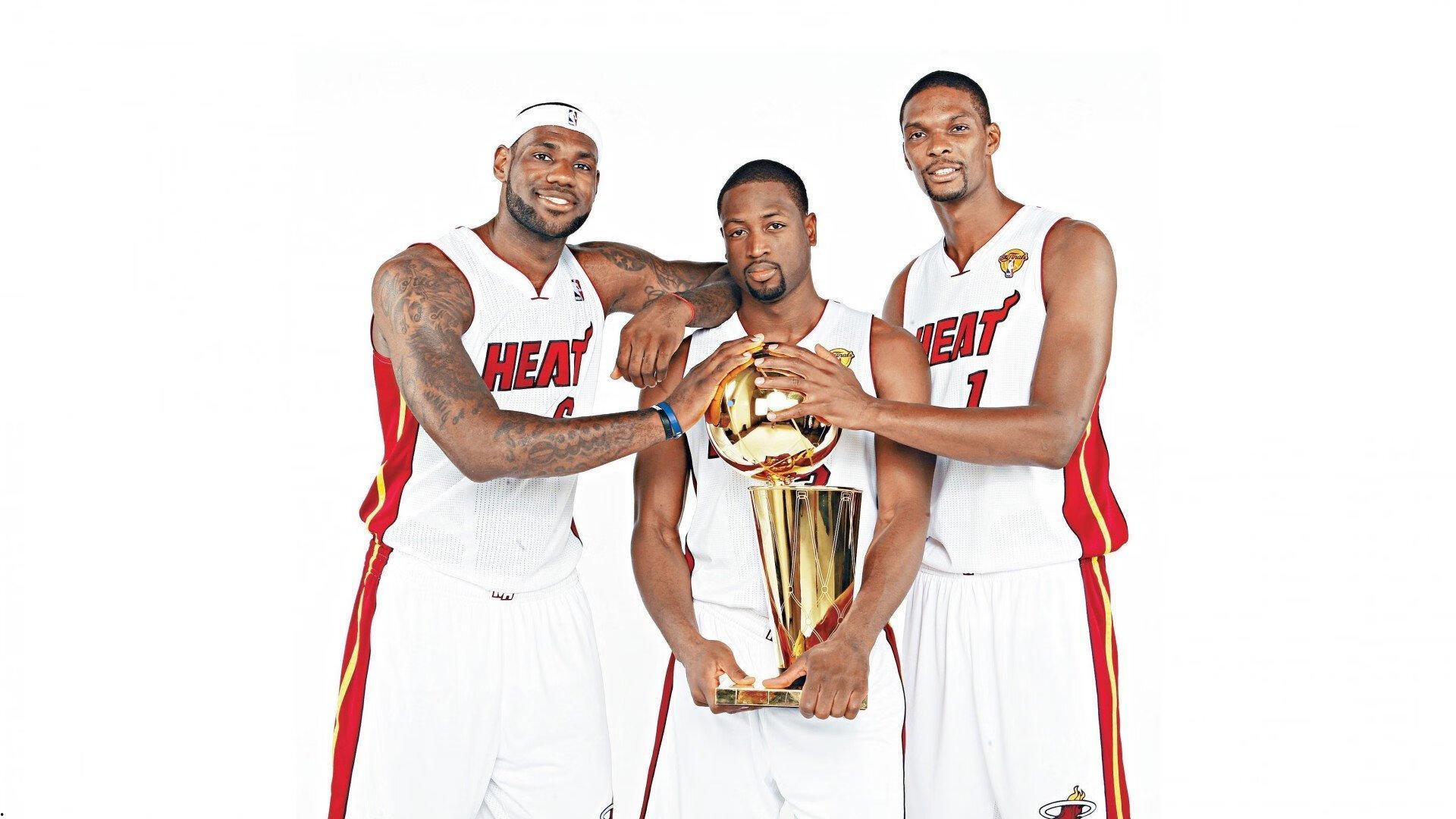 亚历山大32分掌控全局 雷霆主场轻取快船锁定季后赛席位